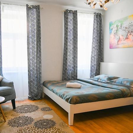 Backpacker Apartment Bahnhof Wien Eksteriør bilde